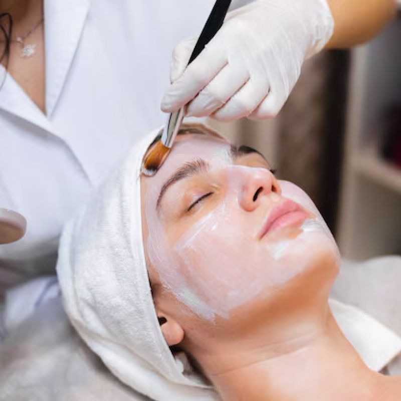 Med Spa Fresno, CA: 7 Signs It's Time for a Professional Facial