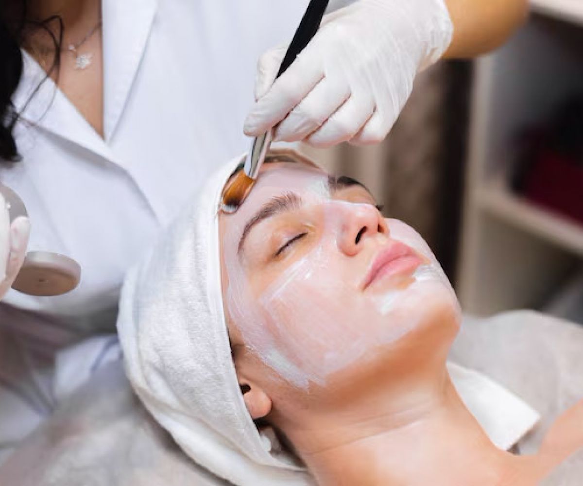 Med Spa Fresno, CA: 7 Signs It's Time for a Professional Facial